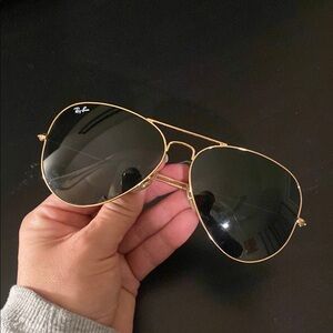 Ray-Ban Gold Aviator Sunglasses